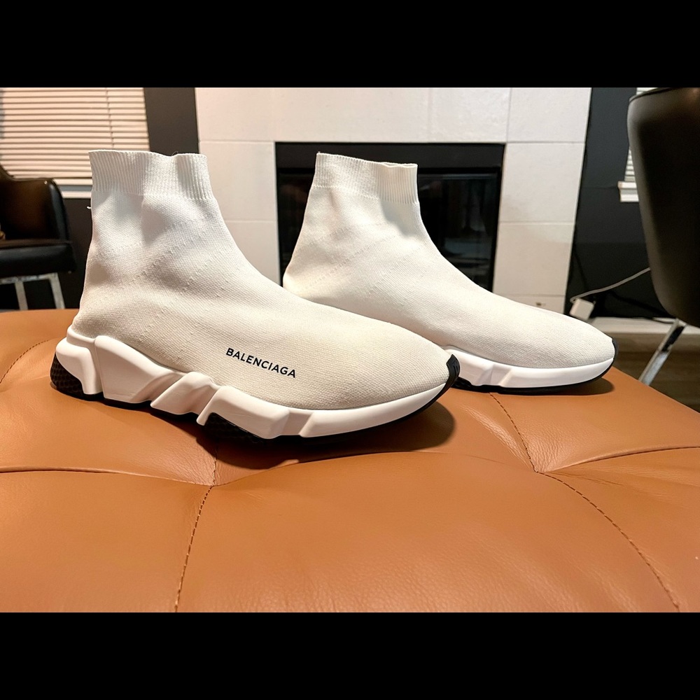 Balenciaga speed trainers in white, size 10 or EU(43) good condition